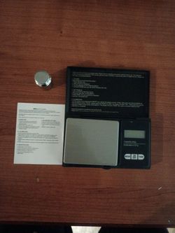 Digital scale with 100 gram weight