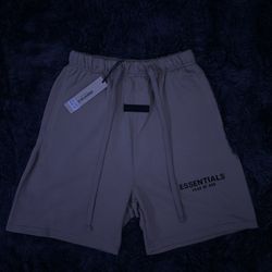 Essentials shorts (best quality)