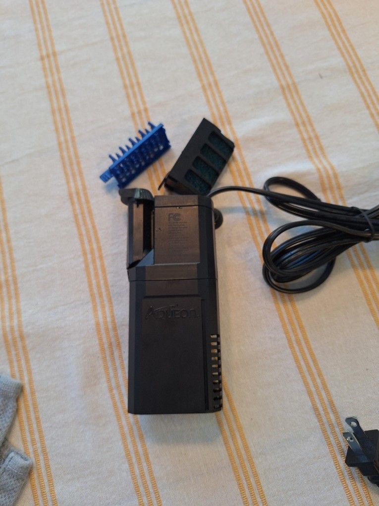 Small Aquarium Filter (Internal)