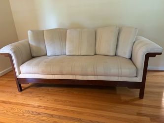 Pennsylvania House Solid Hardwood Cherry Mission Sofa – American Made