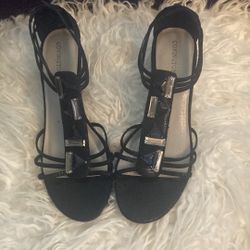 Women’s Covington Daisy Sandals Size 7M 14620