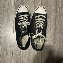 Converse Low Top Size 9 M Shoes 