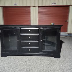 Entertainment Center/TV Stand 