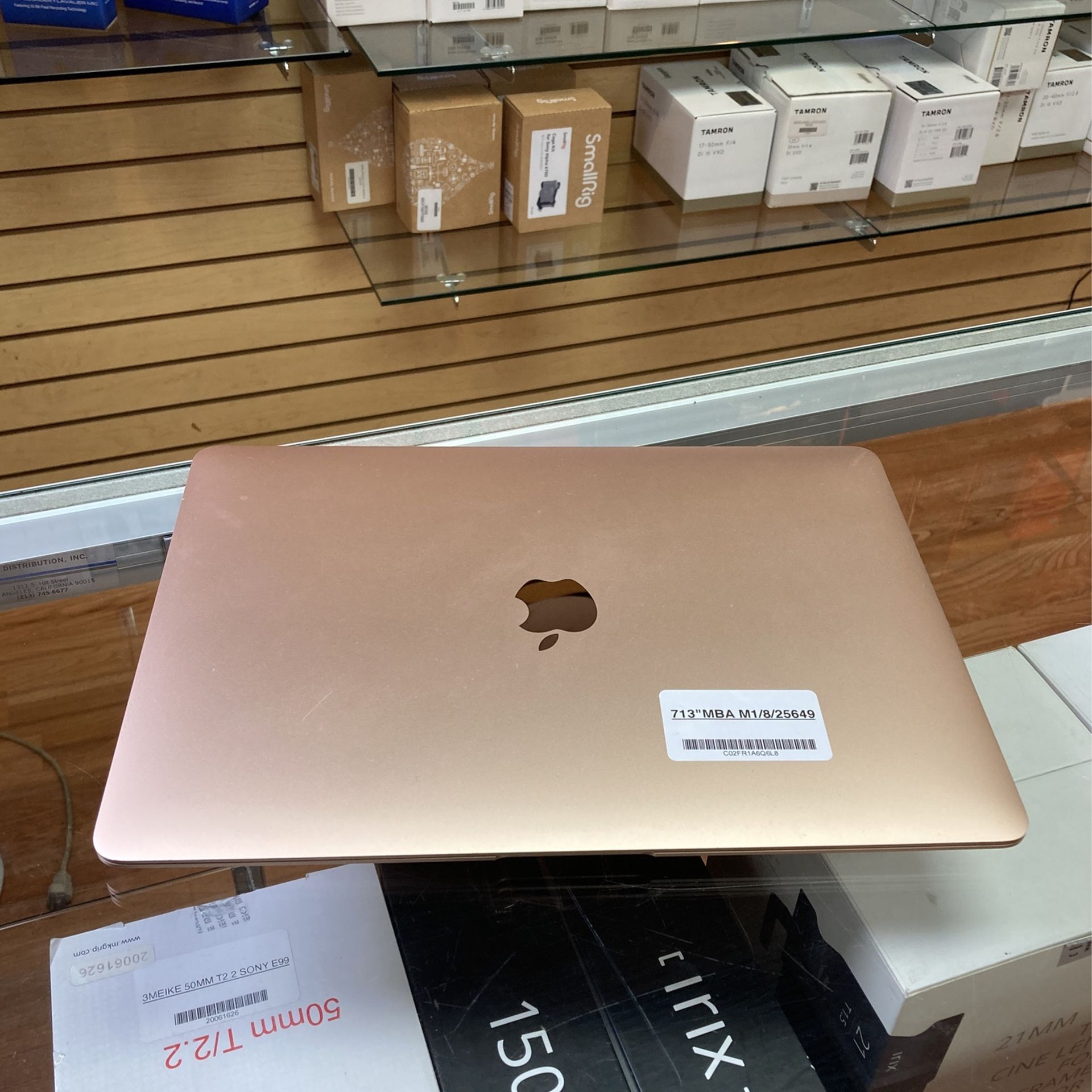 8gb Ram Macbook Air Gold 256 MacBook Air Gold 13” M1 CPU/8GB RAM