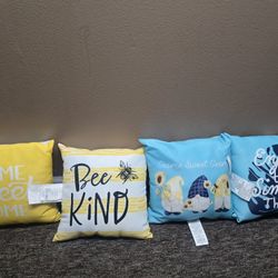 NWT Mainstays 16in Reversible Indoor or Outdoor Throw Toss Pillow