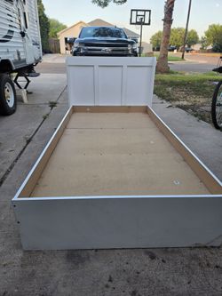 White Twin Platform Bed