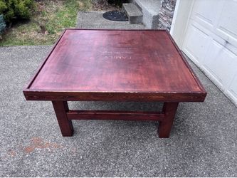 Free game and puzzle table