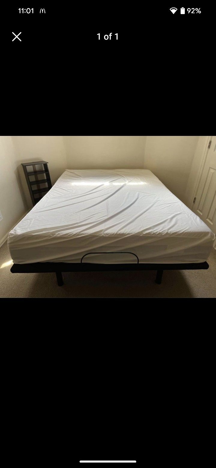 Queen size bed with adjustable bedroom