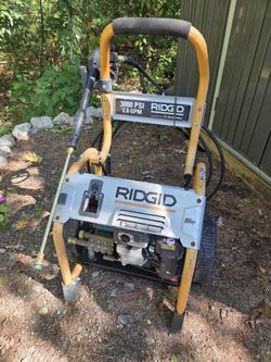 RIDGID 300 PSI POWER WASHER 