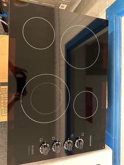 New Frigidaire 30 inch Electric cooktop