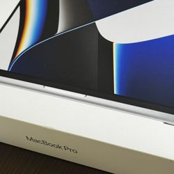 2021 14” MacBook Pro M1 Pro, 1 TB, 16 GB RAM