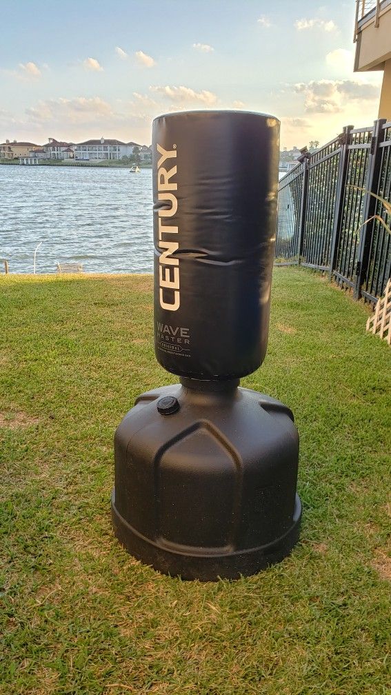 Century Wavemaster Punching Bag