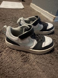 Boys Nike 11c $10