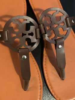 Size 9 Sandals Or 40 Brown Flip flop Shoes Tory Miller Borch Sandal 