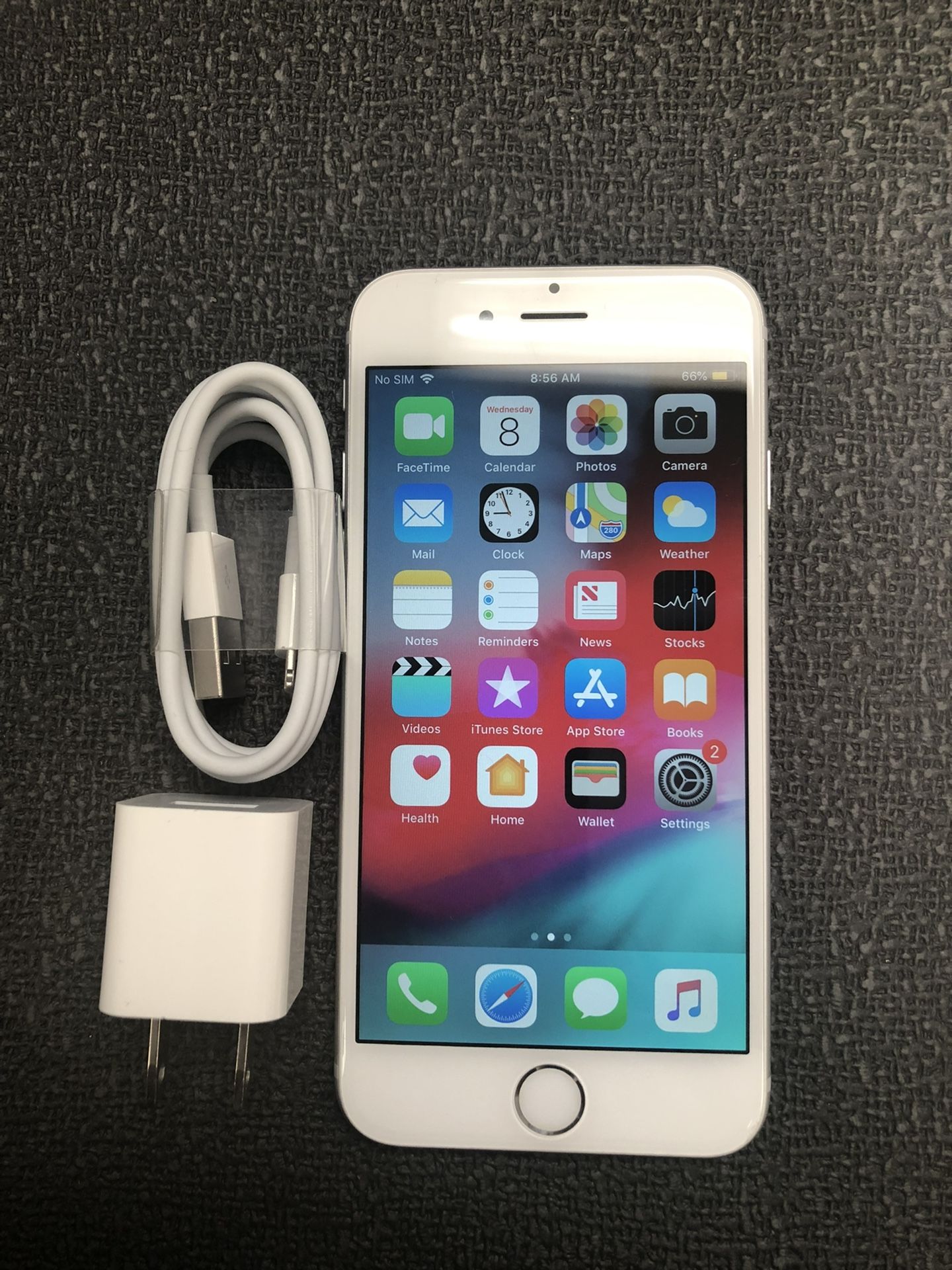 Factory unlocked apple iphone 6, store warranty