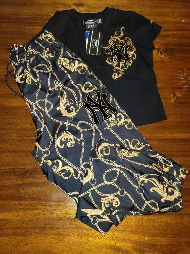 Women's Era NY Yankees 3 Piece Set