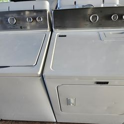 Maytag, Washer And Dryer Set
