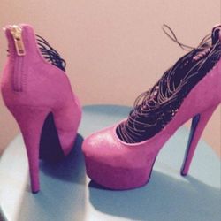 BRAND NEW London Trash PINK Stiletto Heels Size 8