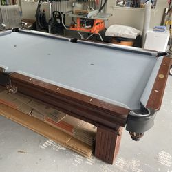 Olhausen Southern Pool Table