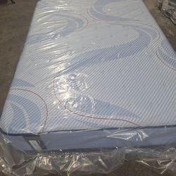 Full Size Sealy Posturepedic Plus Mattress
