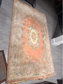 Vintage Chinese wool Pink Rose Tuffed Rugs