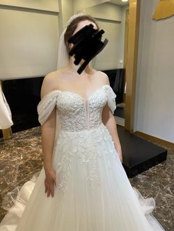 Brandnew Wedding Dress With Accessories  Thumbnail