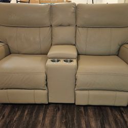 Power Reclining Sofa & Loveseat