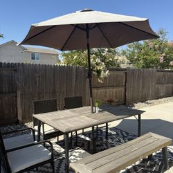 Patio table & Umbrella 