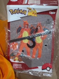 Pokémon Charizard Deluxe Adult Costume L-XL