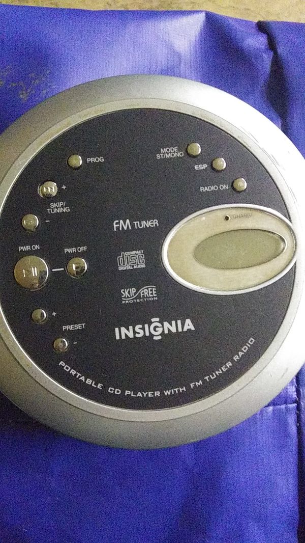 Insignia Portable CD Player w/ FM Radio for Sale in Burnsville, MN