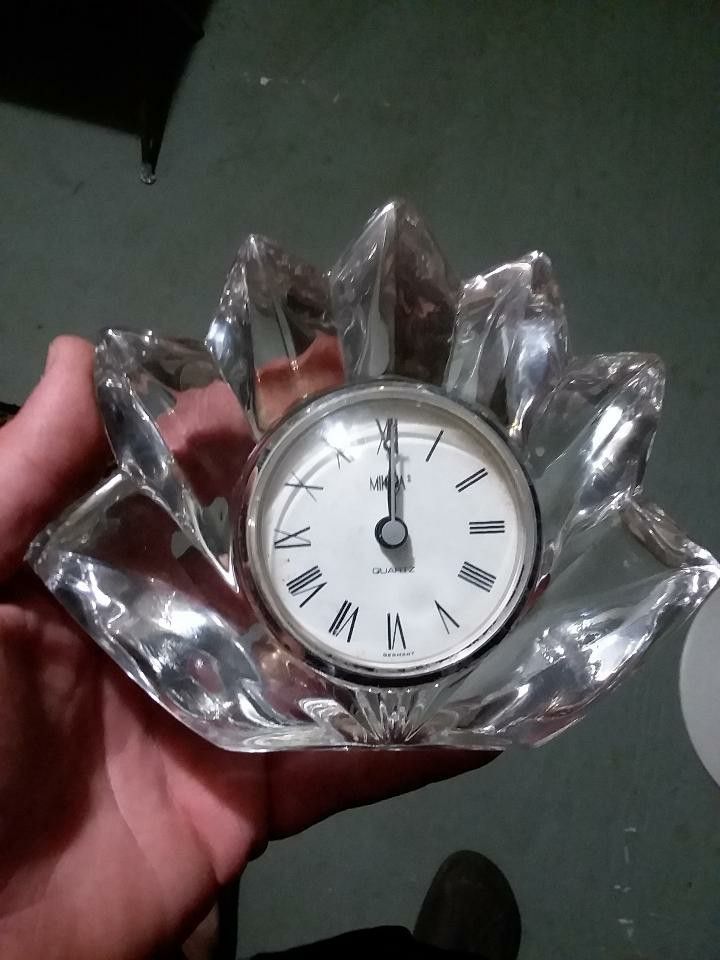 Mikasa 'Fleurisse' Crystal Quartz Desk Clock