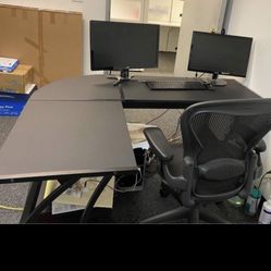 L Shaped Desk Corner Brand New. 