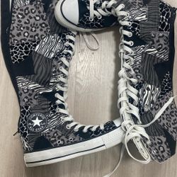 Women’s All Star Converse Size 7 