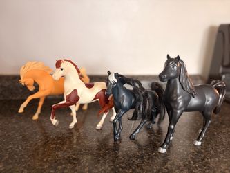DreamWorks Spirit Riding Free Untamed 7" Toy Horse Figures Lot Bundle of 4 Just Play