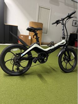 Henri ebike, gray and black