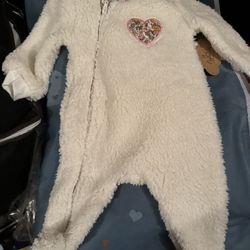 Nwt Baby Girl Fleece Bodysuit Onesie Baby Essentials  3 Months 