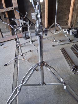 Cymbal, snare drum stands
