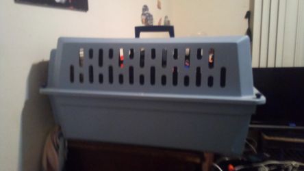 Small-medium Pet Carrier  Thumbnail