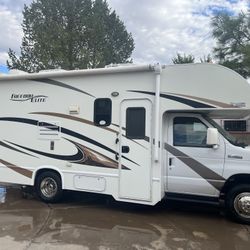 2017 Ford Thor Freedom Elite FE 22