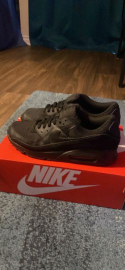 Air max 90 size  10.5 men’s