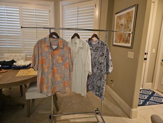 3 size 2XL Tommy Bahama EUC Men's shirts
