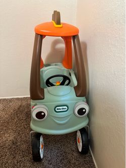 Dinasour car