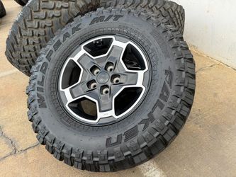 4x 2025 Jeep Gladiator Rubicon wheels Falken MT LT285/70R17 116/ 113Q 33" 95%