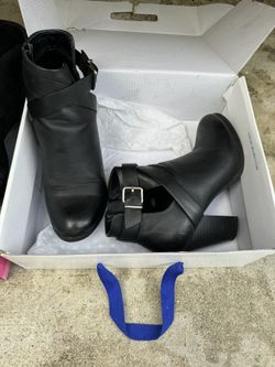 Women’s Black Boots