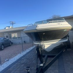 1990 Reagal Balanti 200 Boat 5.0 Mercury Motor 