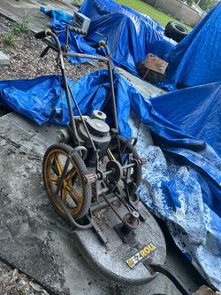 EZ Roll Gas-Powered Concrete Power Trowel