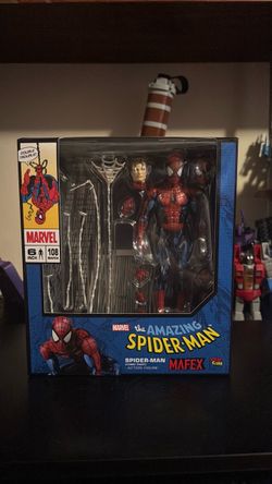 Mafex Spiderman (Comic paint)