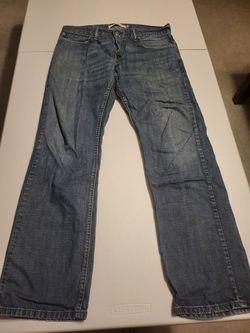 1- FOX DENIM; 2 LEVIS