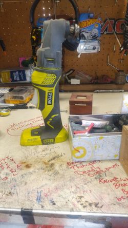 Ryobi multi tool Ryobi 18v 1+ multi tool with rotating detachable head