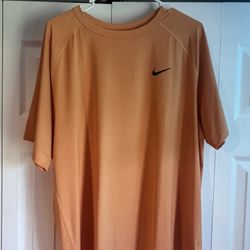 Nike Dri- Fit Shirt Size Large